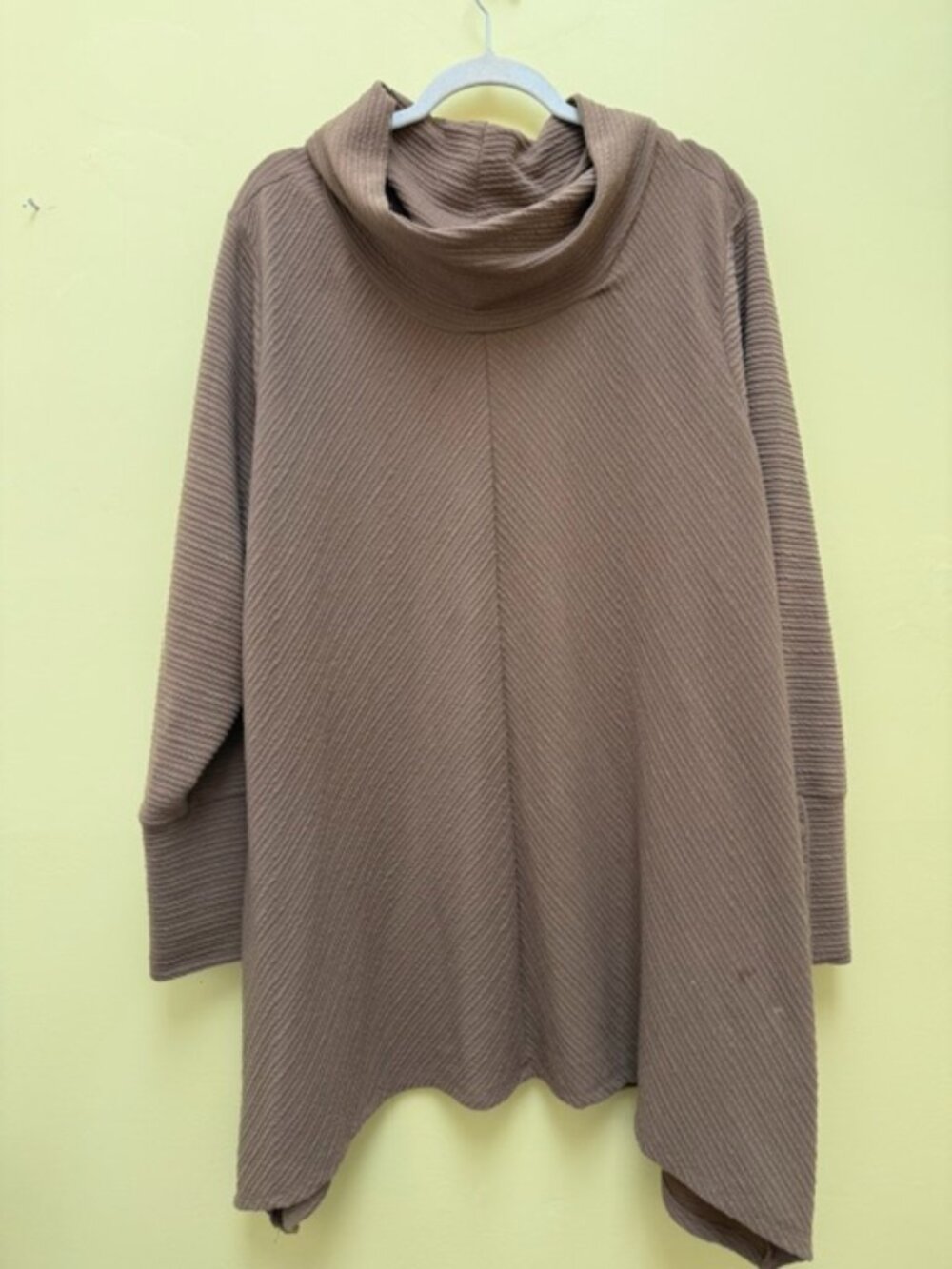 New York Laundry Women's 3X Caramel Brown Cowl Neck Chevron Tunic Sweater
